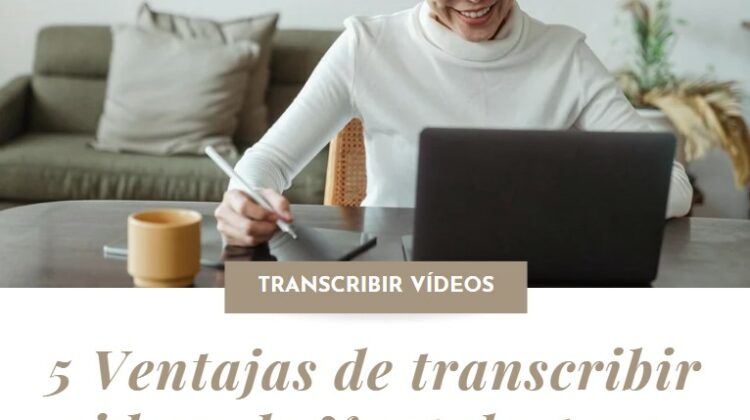 5-ventajas-de-transcribir-videos-de-youtube-mujer-trabajando-alegre-frente-a-su-laptop